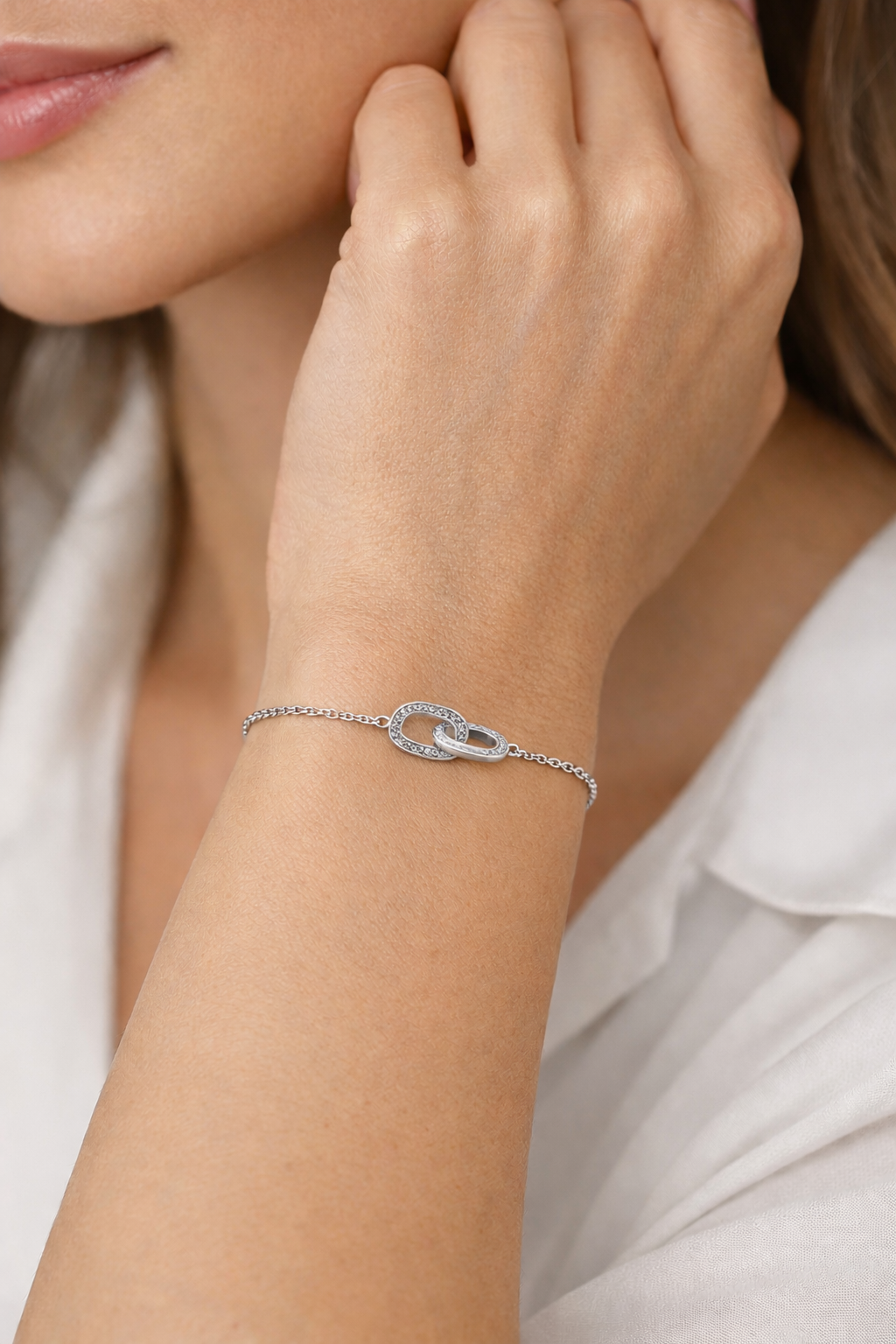 Interlocking Loop Bracelet